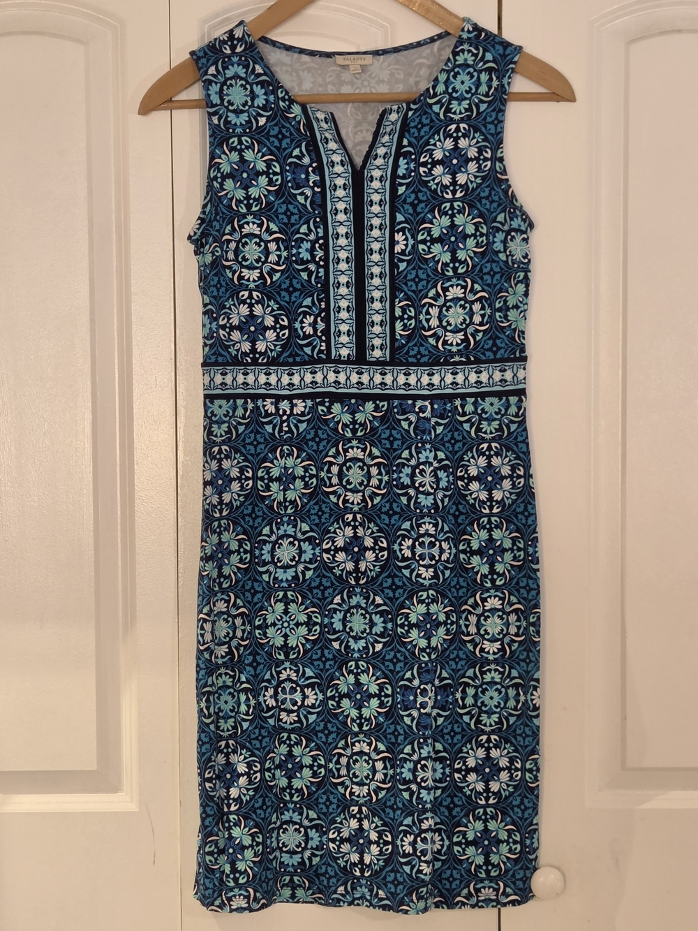 Talbots Women's Small Blue Green Floral Medallion Print Sleeveless Shift Dress